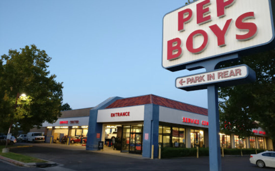 300 E Prater Way – Pep Boys Surplus Space for Lease